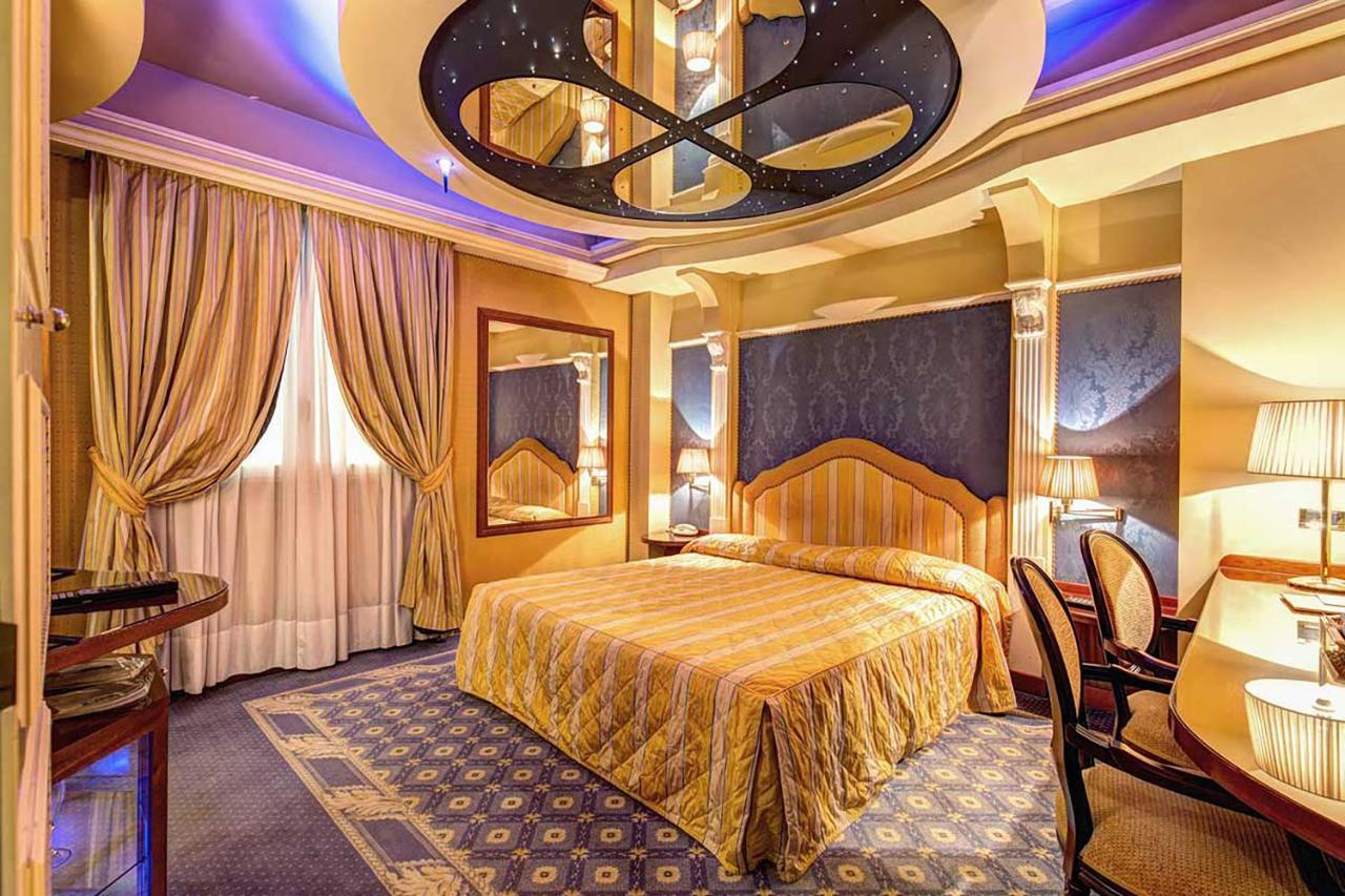 Hotel Motel Miami Pioltello Экстерьер фото