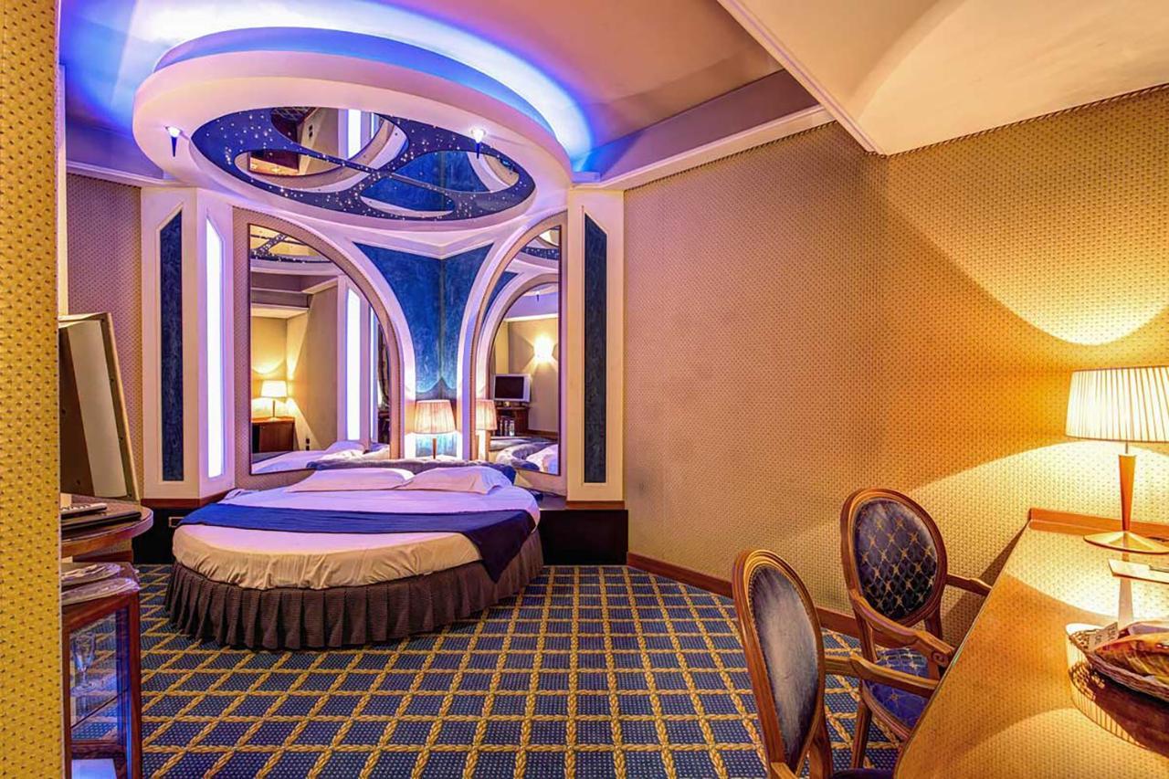 Hotel Motel Miami Pioltello Экстерьер фото
