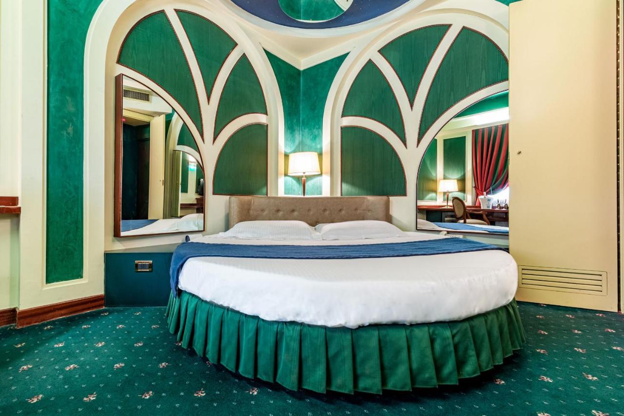 Hotel Motel Miami Pioltello Экстерьер фото