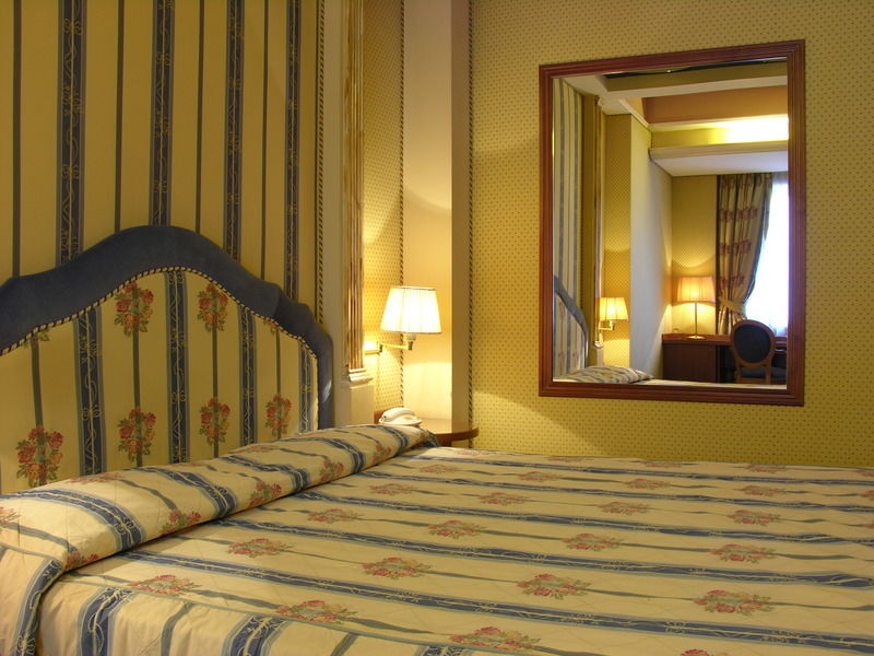 Hotel Motel Miami Pioltello Экстерьер фото