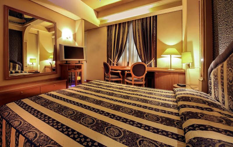 Hotel Motel Miami Pioltello Экстерьер фото